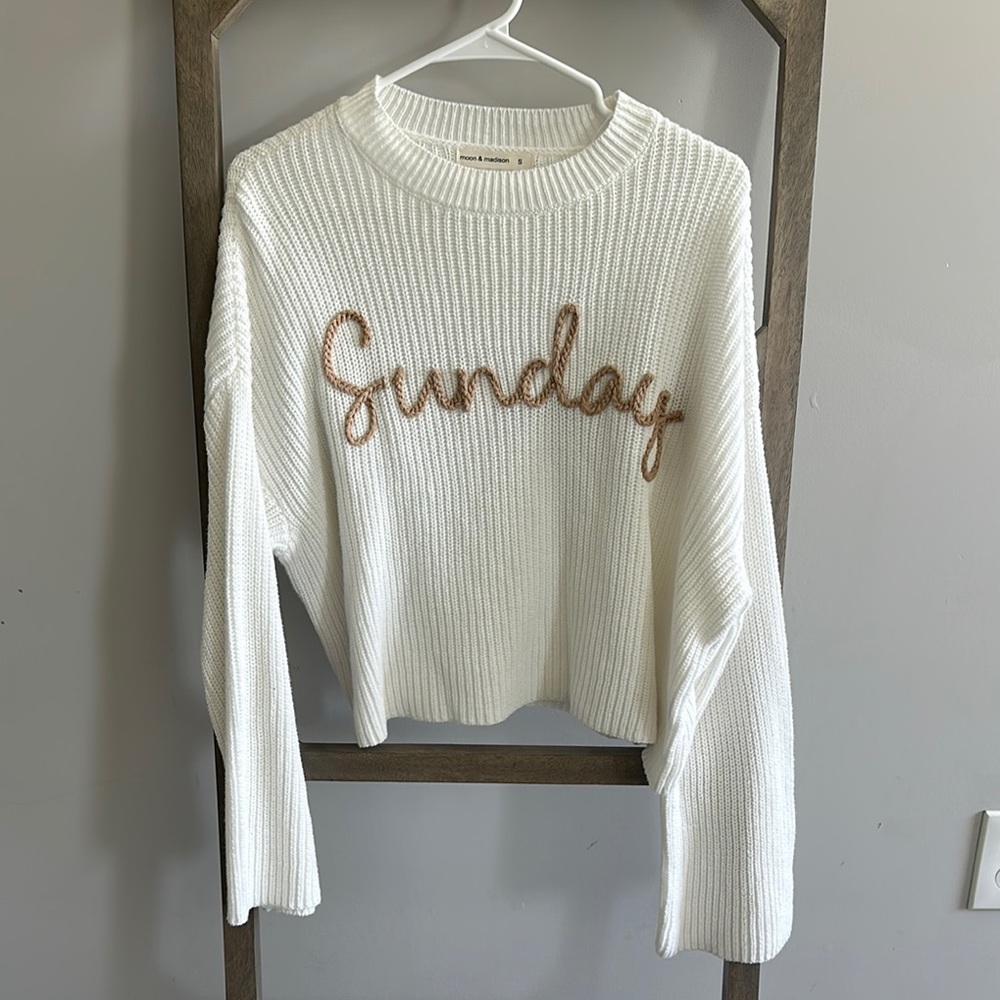 Moon & Madison White Sweater with Brown 'Sunday' Embroidery